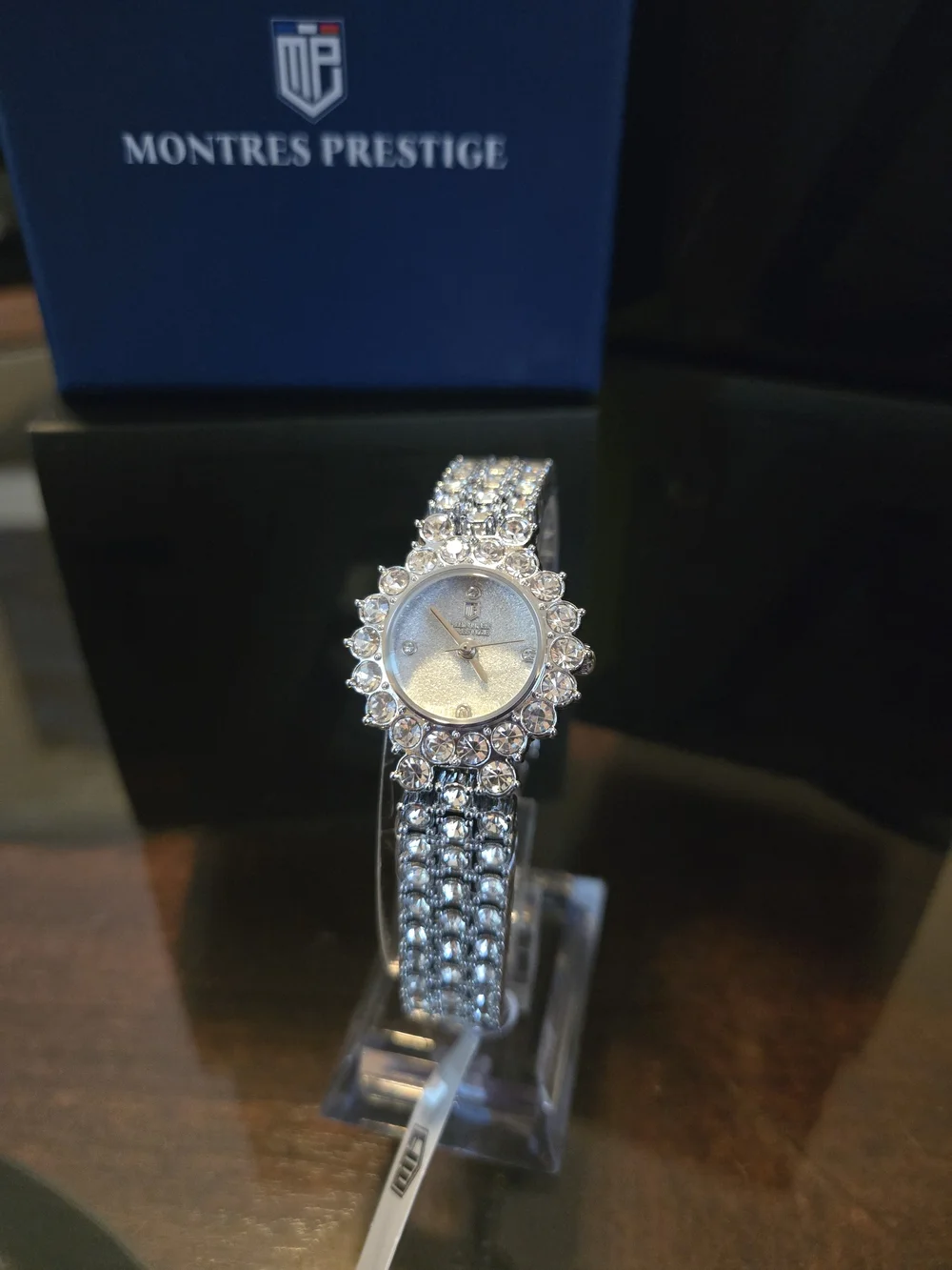 MPW-0227 Montres Prestige X Invicta Silver Crystals Women's Watch 26mm